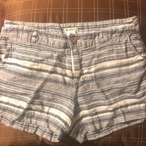 Striped linen shorts 💕3/$15 or 5/$25💕